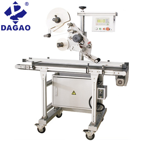DG-CA2000型 自動(dòng)貼標(biāo)機(jī)、貼標(biāo)簽機(jī)